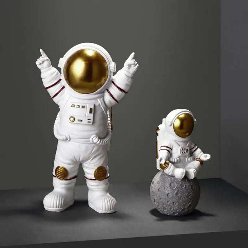 New Astronaut Statue Resin Spaceman Miniature Figurines For Bedroom Office Desk Decoration Accessories Gifts Figurine Astronaut